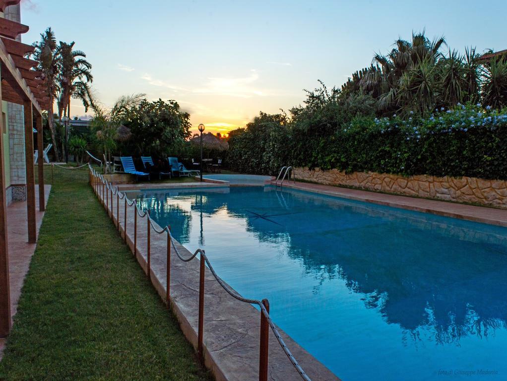 Residence Villa Rosa Dei Venti شينيسي المظهر الخارجي الصورة