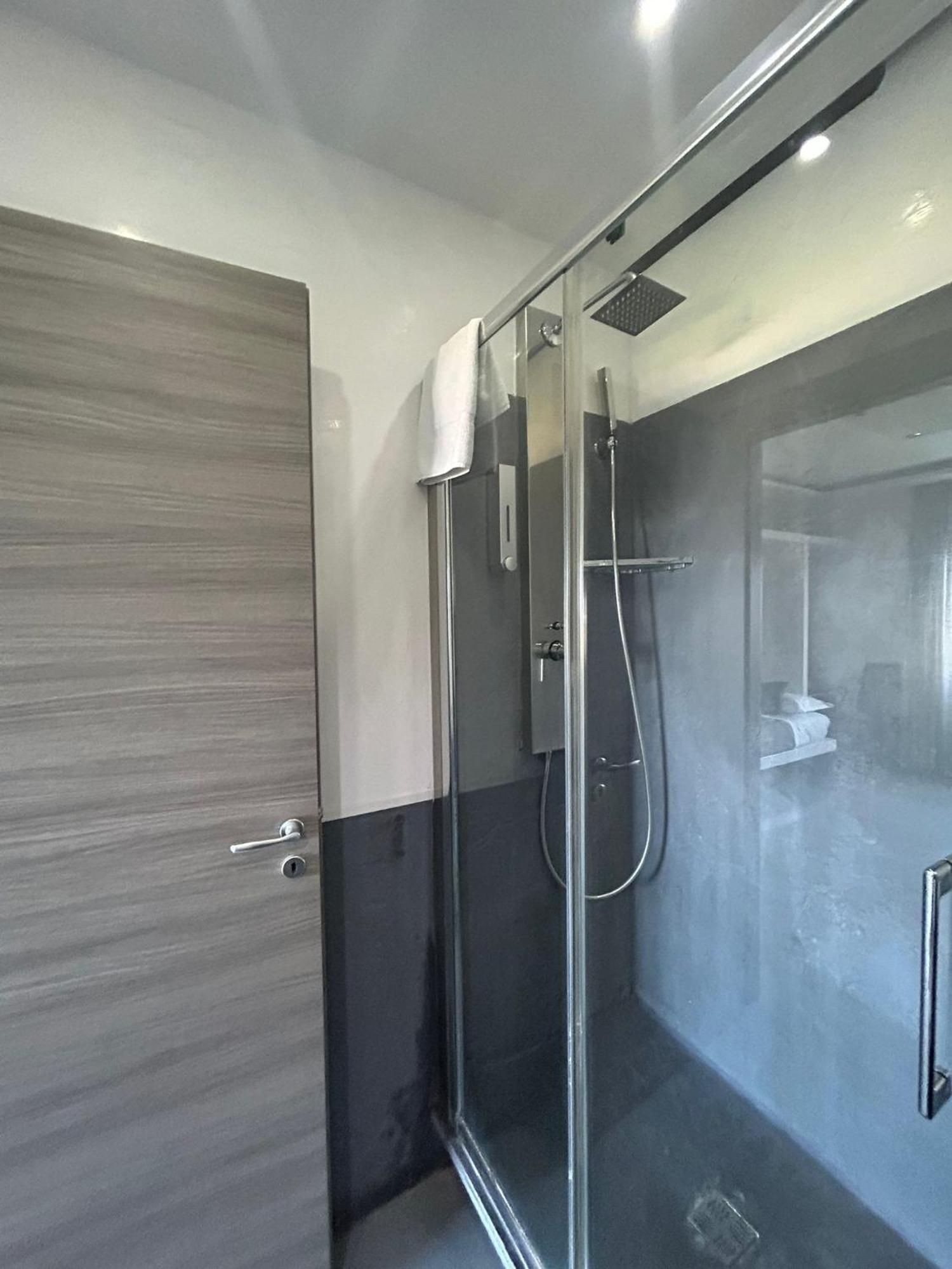 Residence Villa Rosa Dei Venti شينيسي المظهر الخارجي الصورة