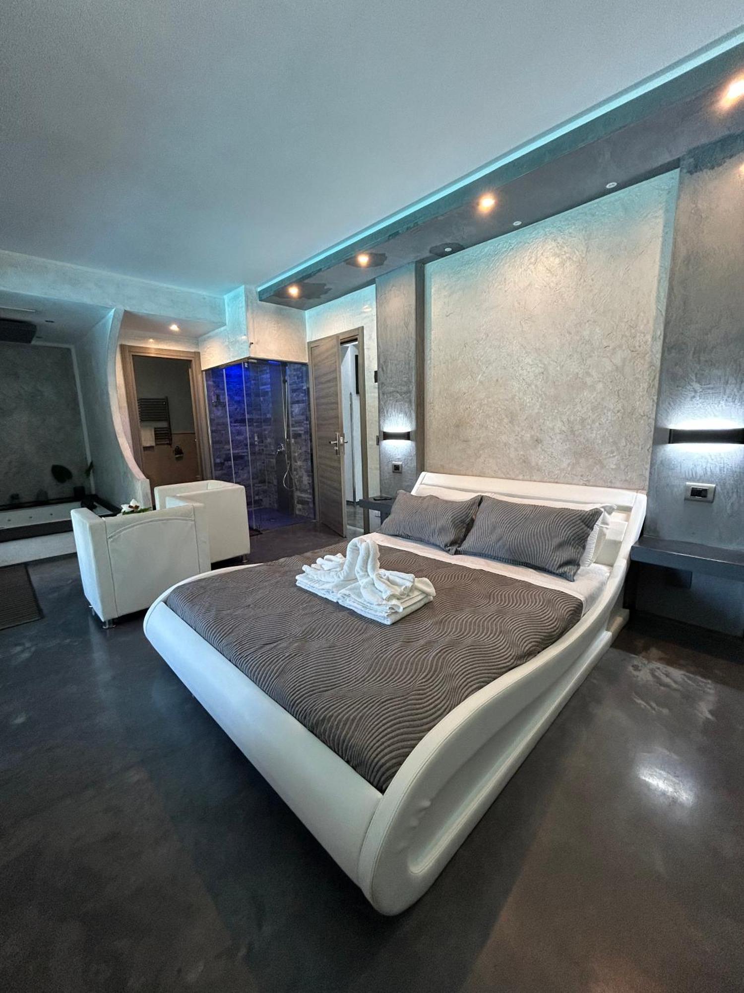 Residence Villa Rosa Dei Venti شينيسي المظهر الخارجي الصورة