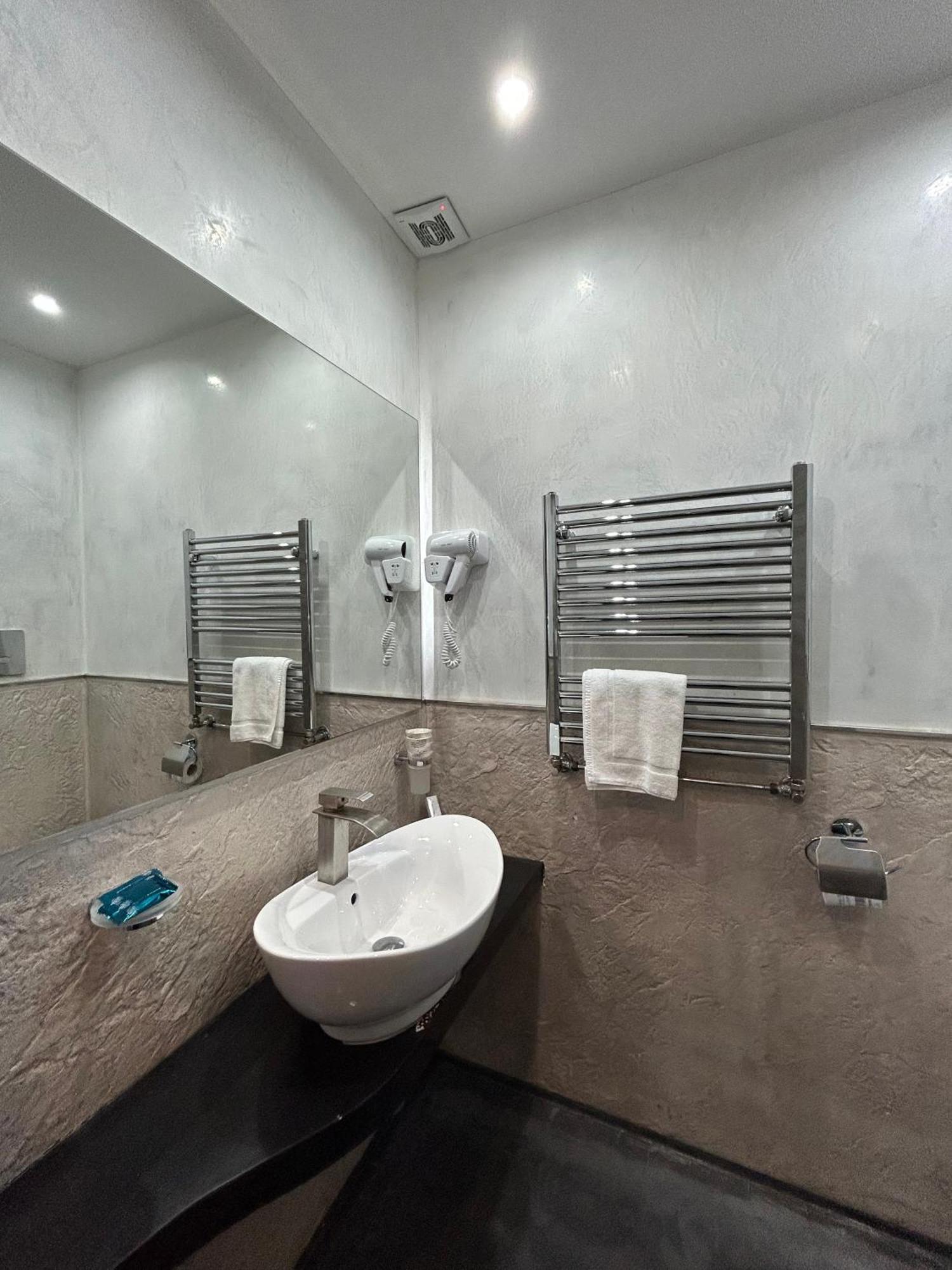 Residence Villa Rosa Dei Venti شينيسي المظهر الخارجي الصورة